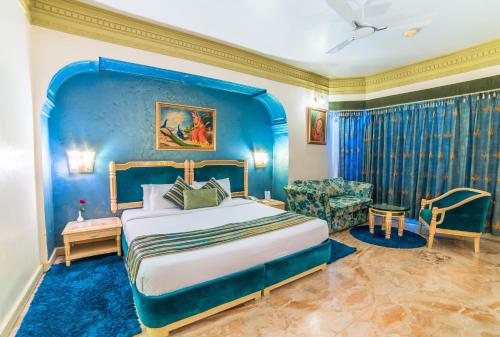 Gallery image of Hotel Hillock in Mount Ābu