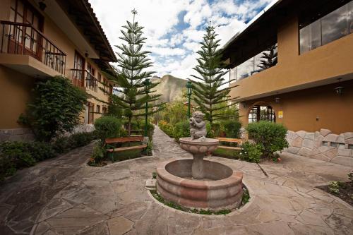 Κήπος έξω από το Hotel Mabey Urubamba