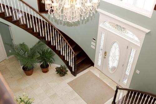 Lafayette Grand Manor – Photos 3