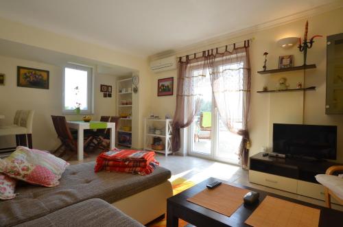 Apartment Kare