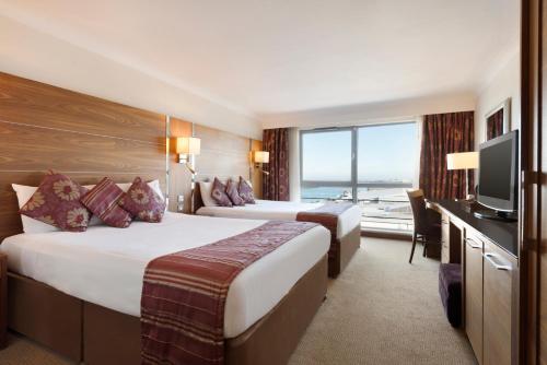 Gallery image of Waterfront Southport Hotel in Southport