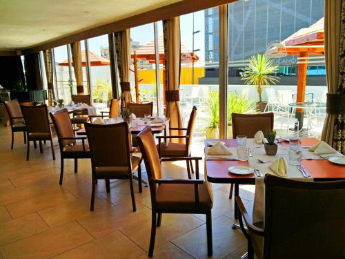 Ein Restaurant oder anderes Speiselokal in der Unterkunft Hotel El Araucano 