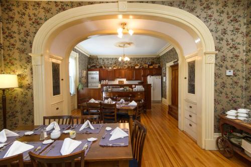Εστιατόριο ή άλλο μέρος για φαγητό στο Homeport Historic B&B