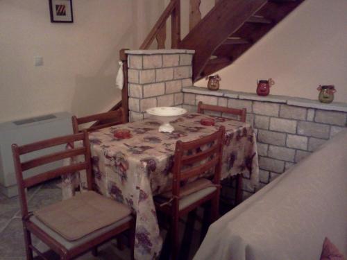 Gallery image of Dreamcatcher Maizonette No. 3 in Kalavrita