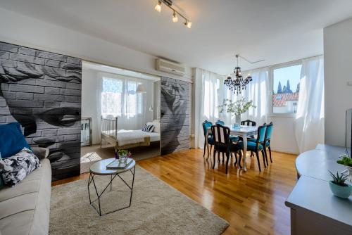Apartment Glamour