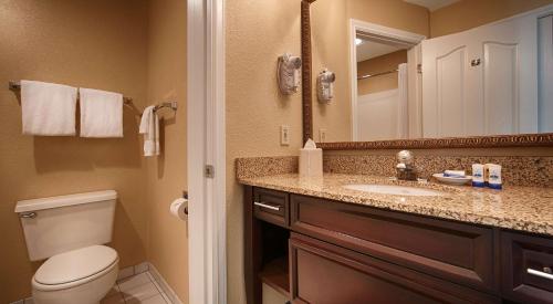 Imagen de la galería de Best Western Salbasgeon Inn & Suites, en Reedsport