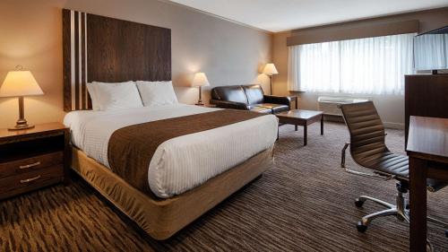 Postel nebo postele na pokoji v ubytování Best Western Mountainview Inn