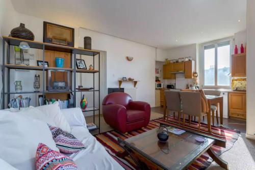 T3 55m2 & Garage, proche Saône, et 5 min Vieux Lyon via Metro D