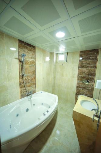 Ένα μπάνιο στο Fatsa Safi̇r Otel