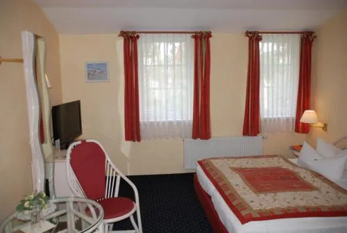 Hotel-Marks-Garni photo 4