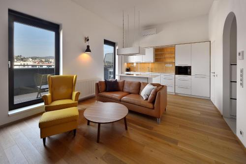 Imagen de la galería de Charming & Cozy Ambiente Apartments, en Bratislava