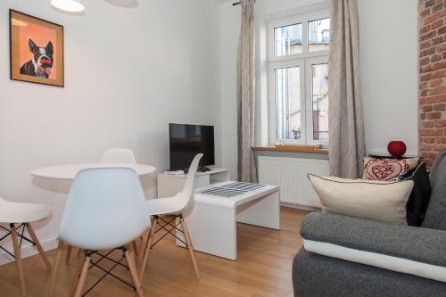 Televisyen dan/atau pusat hiburan di BC7 Apartments
