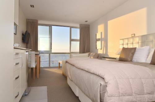 Gallery image of Hotel St Clair in Dunedin