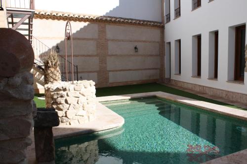 Casa Yedraの敷地内または近くにあるプール