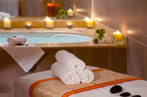 Bagno di Leonardo Plaza Hotel Tiberias