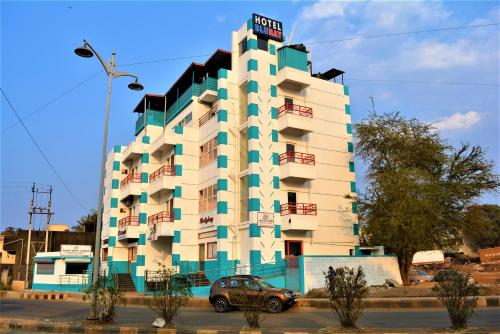 Gallery image of Hotel BluRay in Belgaum