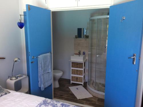 Gallery image of Leo's Den in Fish hoek