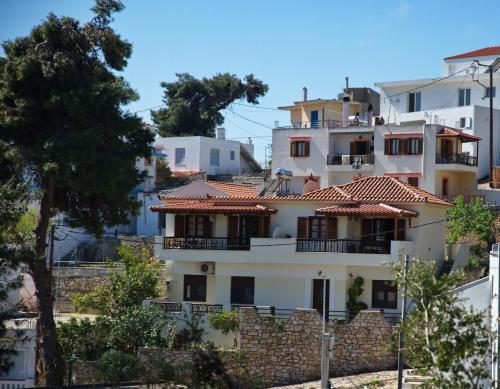 Fotografie z fotogalerie ubytování Pefka Apartments v destinaci Votsi