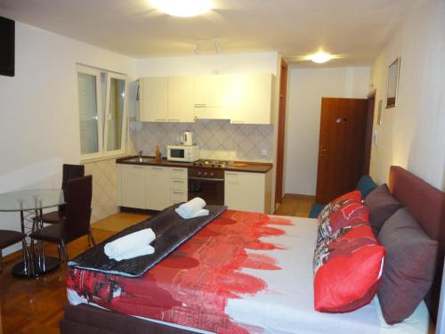 Sea View Apartment