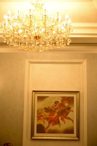 エルバサンにあるHotel Vila Imperialのギャラリーの写真