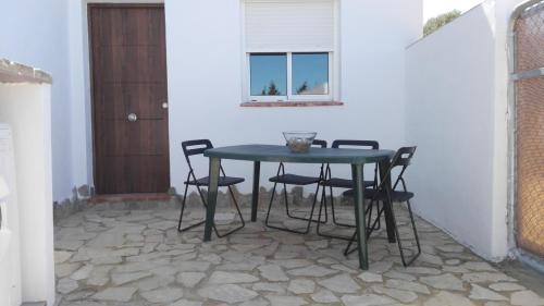 Dining area sa apartment