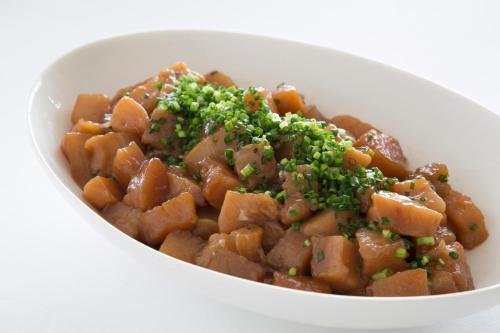 ホテルの敷地内または近くでの食事または食べ物