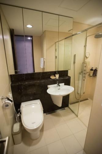 Bilik mandi di Haeundae Bada Condo