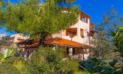 Fotografie z fotogalerie ubytování Apartments Valbandon v destinaci Fažana