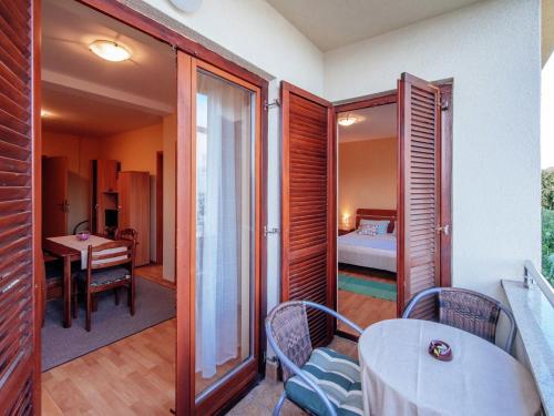 Lovely Apartment in Biograd na Moru with Balcony