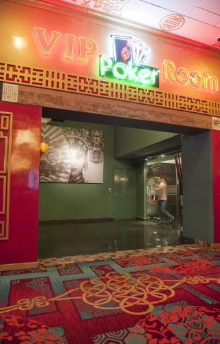 Лобби или стойка регистрации в Central Park Hotel & Casino