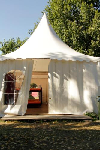 ミュンヘンにあるTHE TENT - Youth Only - Buchung leider nur bis 30 Jahre möglich!のギャラリーの写真
