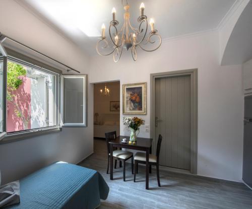 Un lugar para sentarse en Rose Suites