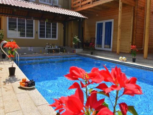 Orabella Villas & Suitesの敷地内または近くにあるプール