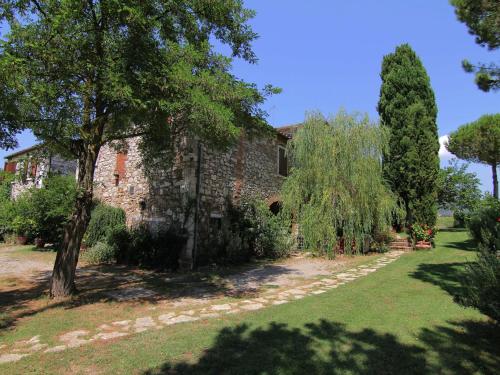 
Giardino di Exotic Farmhouse in Asciano with Swimming Pool
