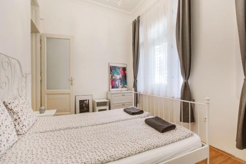 Apartment Szabadság Tér 객실 침대