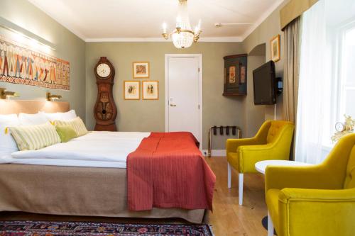 Lady Hamilton Hotel Image