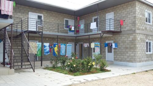 кучугуры гостевой дом. светлая, д. кучугуры гостевой дом. кучугуры дома у моря. гостевой дом юг ул ленина 110 посёлок кучугуры.