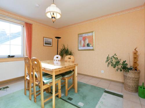 Nuotrauka iš apgyvendinimo įstaigos Holiday Home in Kerschenbach near Trier mieste Keršenbachas galerijos