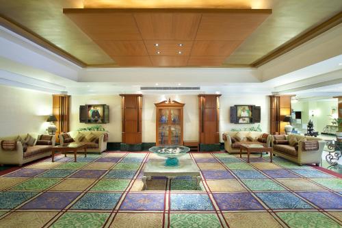 TV a/nebo společenská místnost v ubytování Welcomhotel by ITC Hotels, Alkapuri, Vadodara