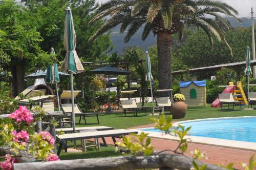 Piscina en o cerca de Hotel Tirrena Bike & Country Hotel