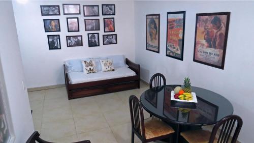 Zona de estar de Arco Apartasuites