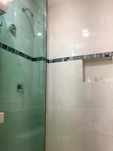 Herbal Inn Suitesにあるバスルーム