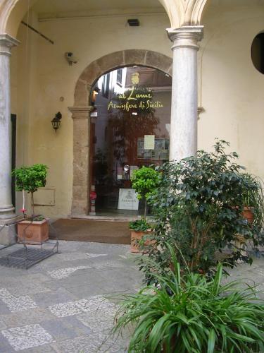 La fachada o entrada de Ai Lumi
