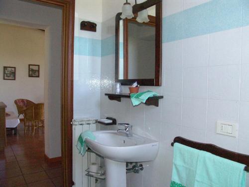 A bathroom at Agriturismo Il Trebbio