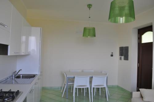 Η κουζίνα ή μικρή κουζίνα στο Residence Tre Palme