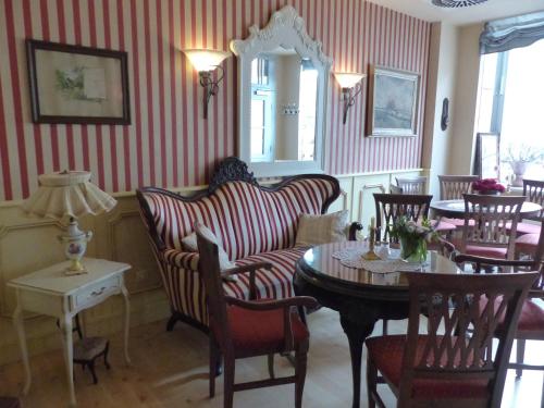 Gallery image of Cafe 28 & Pension am Markt in Wismar