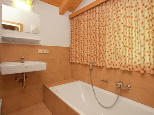 Kylpyhuone majoituspaikassa Holiday home Drive In Chalet 1
