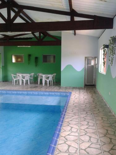 Kolam renang di atau dekat dengan Pousada Recanto Águas Vivas