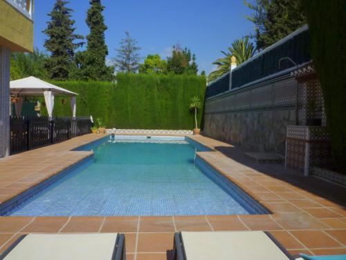 Holiday Home in El Puntal with Swimming Pool (Spanje Padul ...