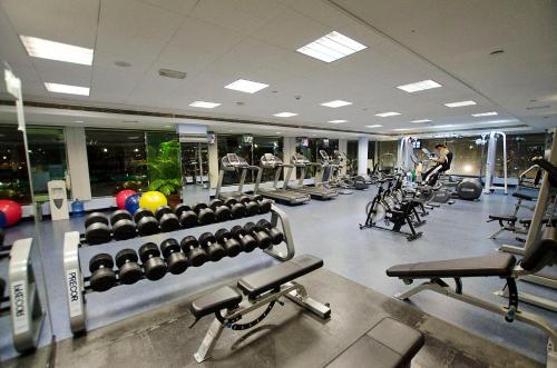 Fitness centrum a/nebo fitness zařízení v ubytování Towers Rotana - Dubai